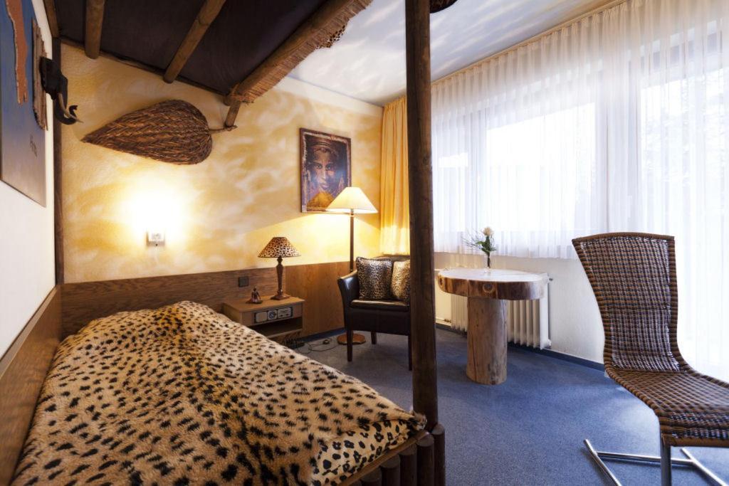 Themen Hotel Terrassen Cafe Bad Münder am Deister Buitenkant foto