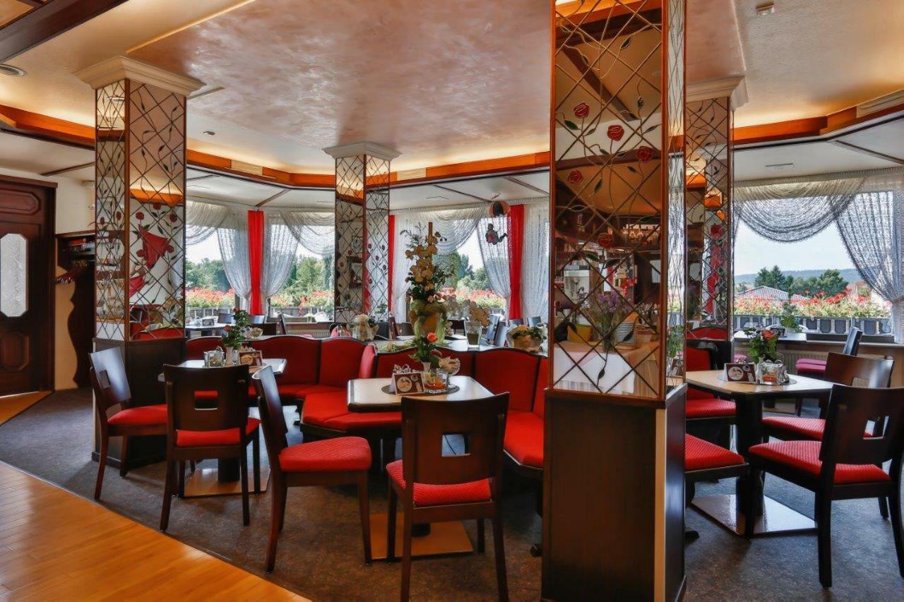 Themen Hotel Terrassen Cafe Bad Münder am Deister Buitenkant foto