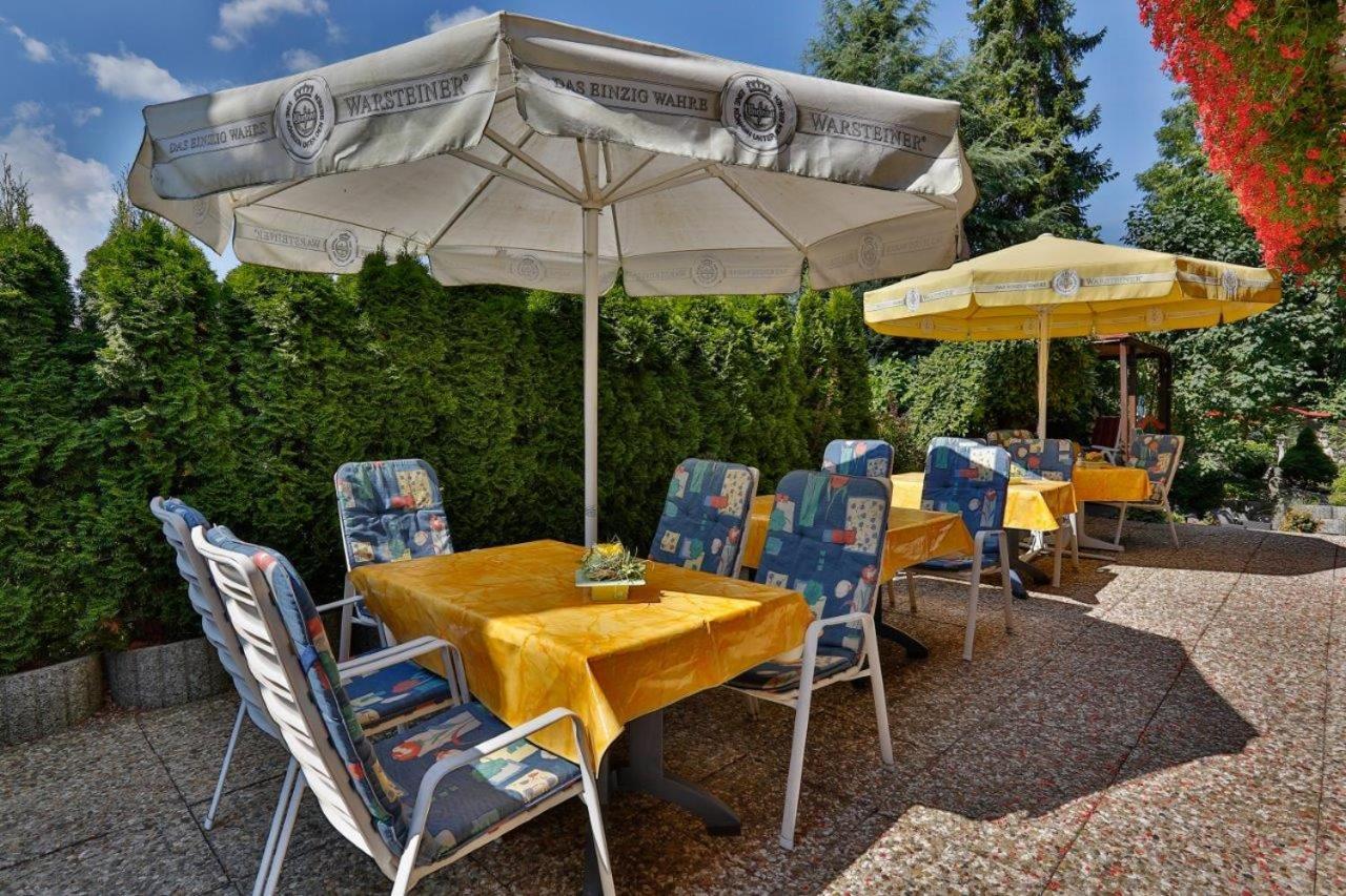 Themen Hotel Terrassen Cafe Bad Münder am Deister Buitenkant foto